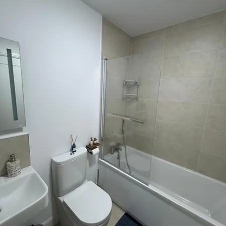 Habitación en casa particular Cozy Double In A Quiet Estate Near Airport And Blanchardstown Tyrrelstown